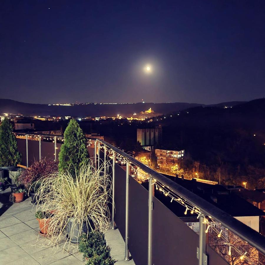 The View Veliko Tarnovoアパートメント エクステリア 写真